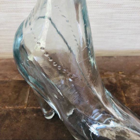 Vintage Glass Ladies High Heel Shoe Bottle With Cap - Picture 6 of 7